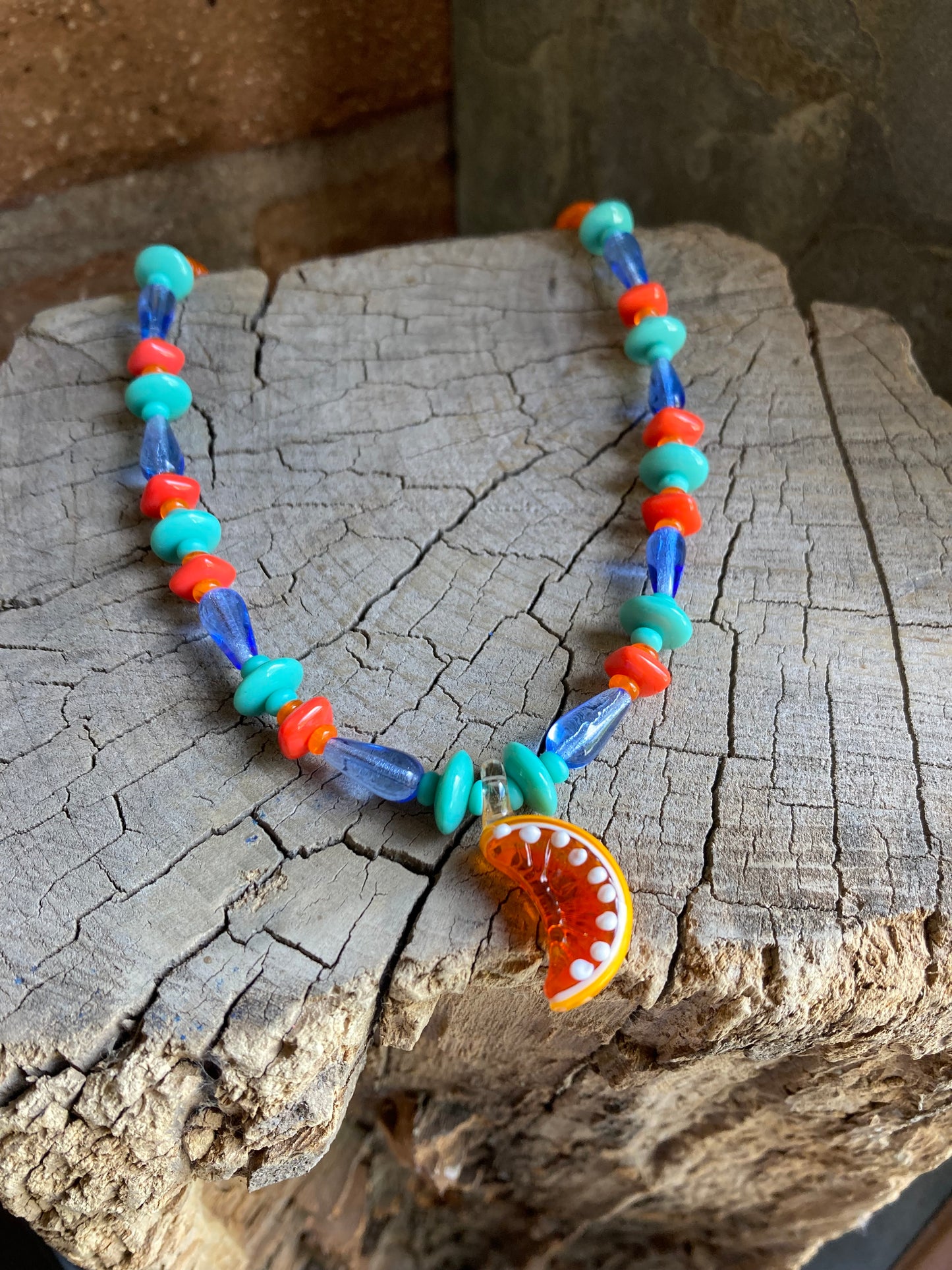 COLLAR NARANJA