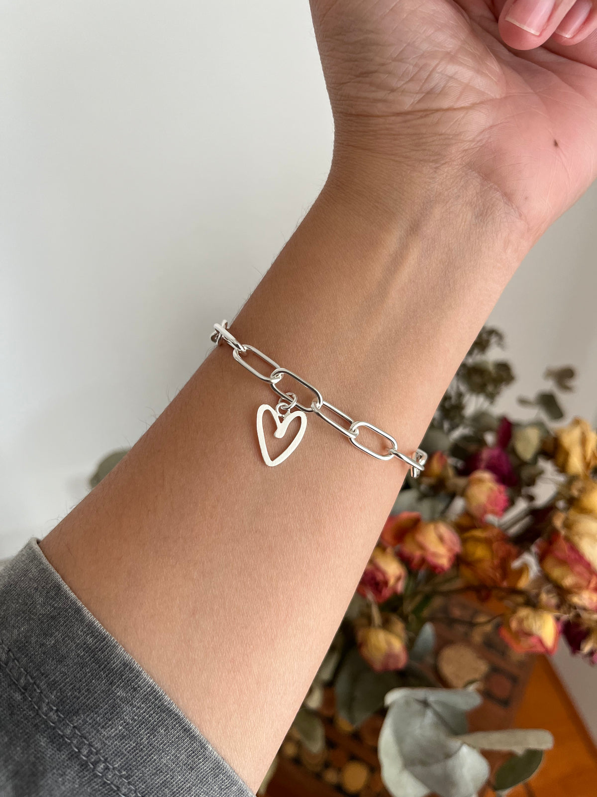 PULSERA CORAZÓN CALADO