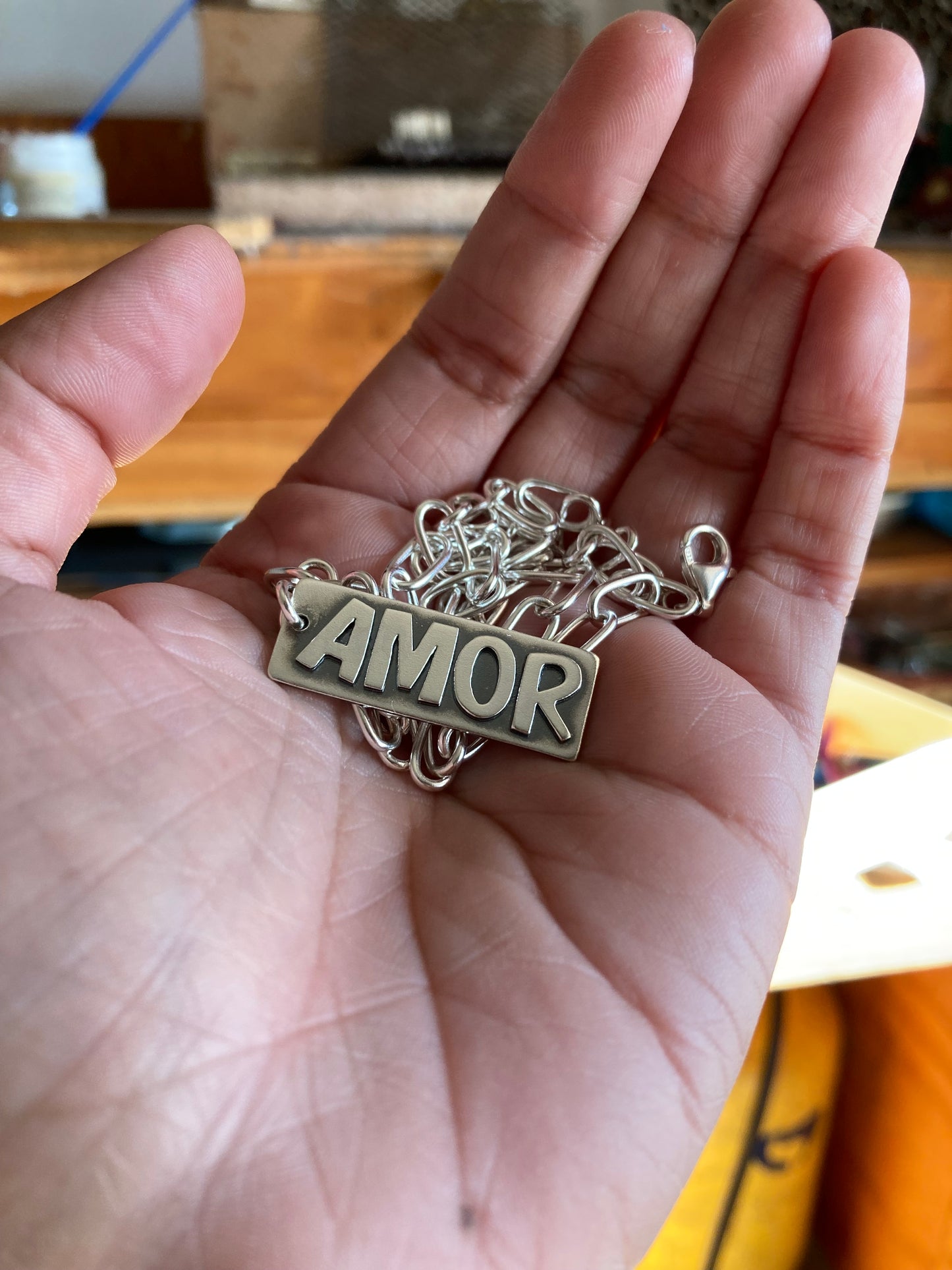 COLLAR CHAPA AMOR