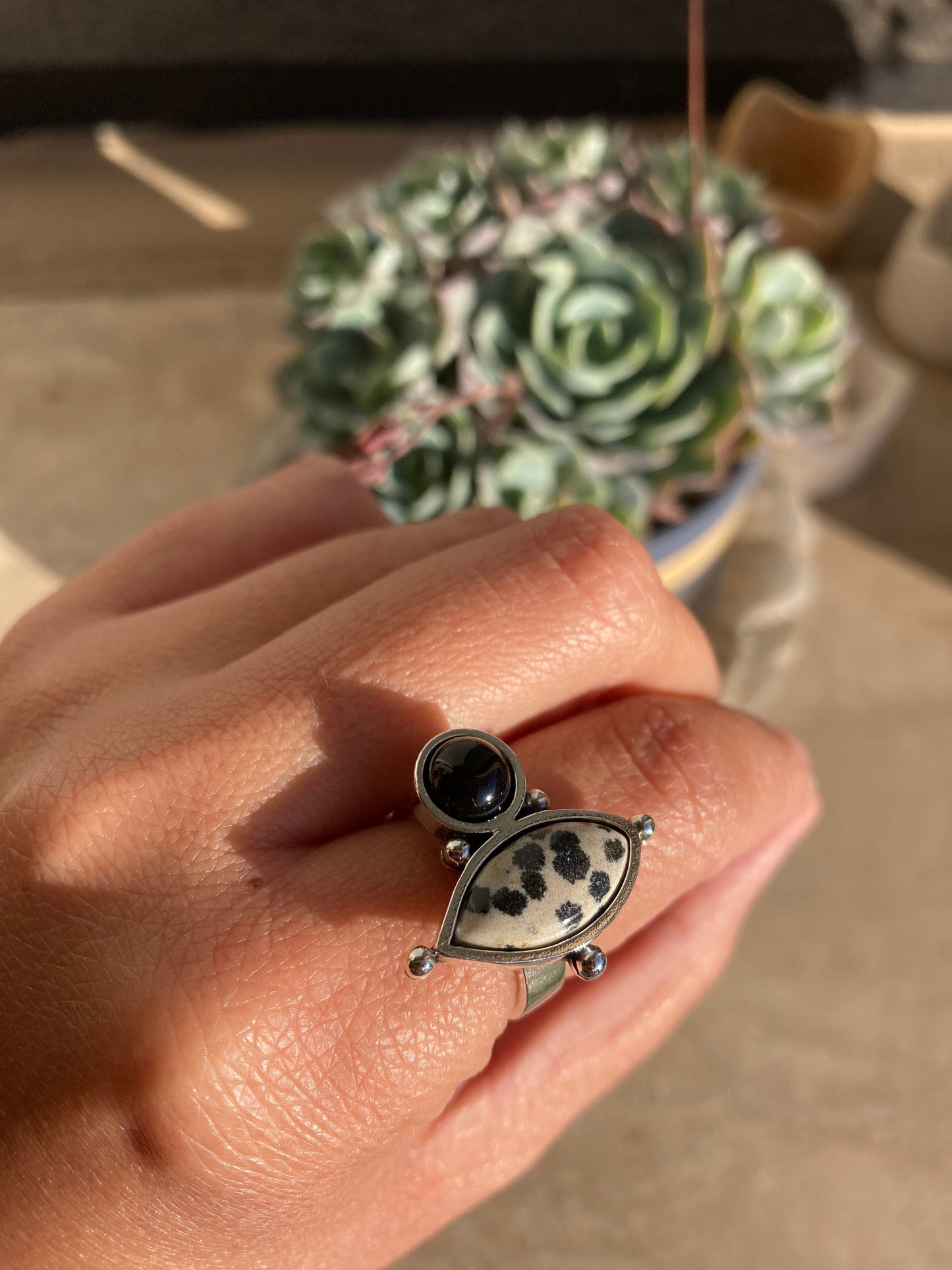 ANILLO JASPE DÁLMATA & ONIX