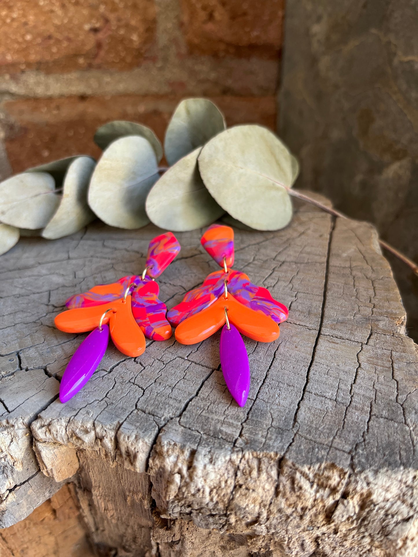 PLUMAS