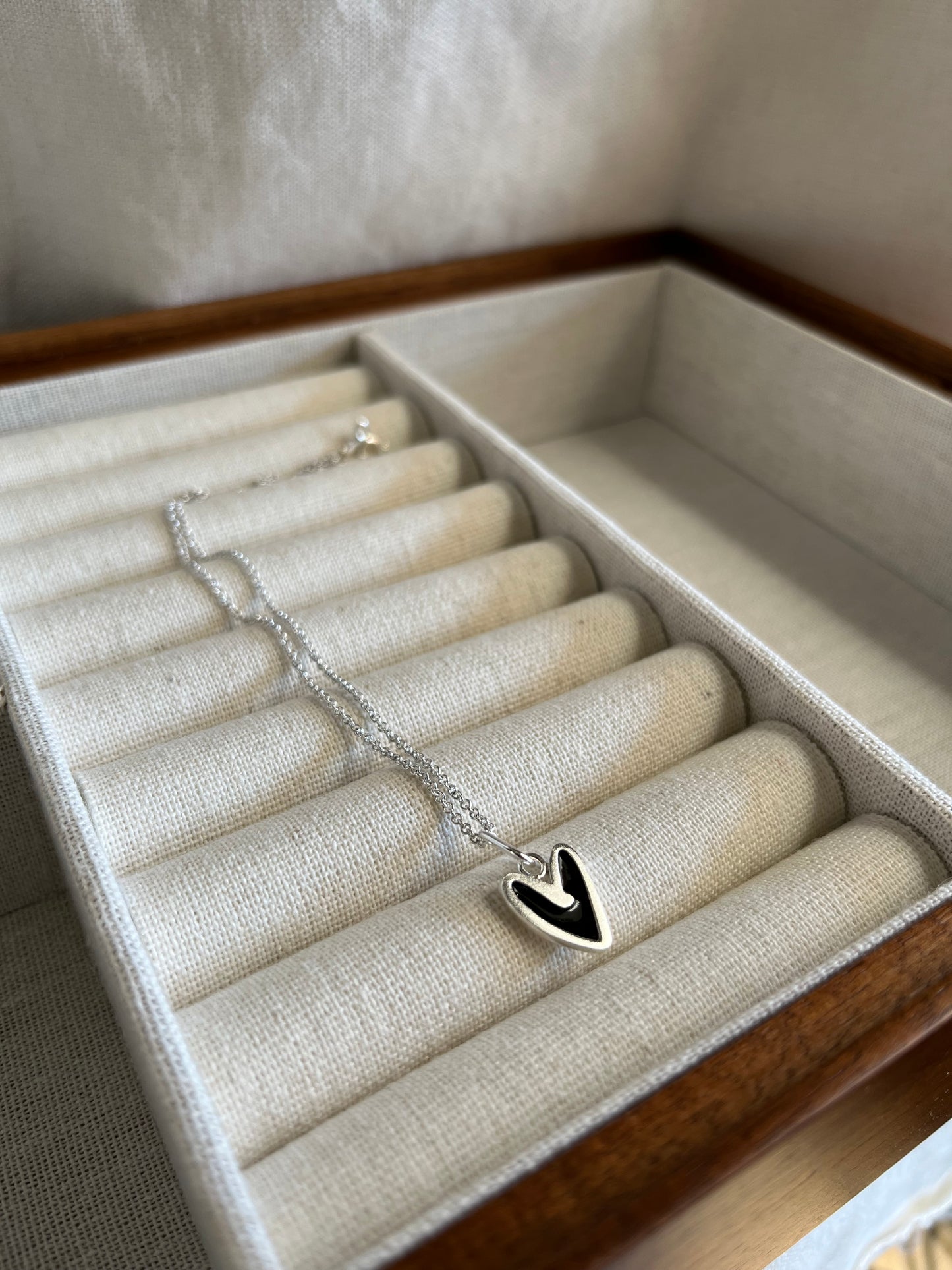 CADENA + CORAZÓN NEGRO