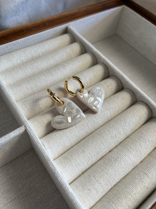 ARGOLLAS OLI + CORAZÓN NÁCAR