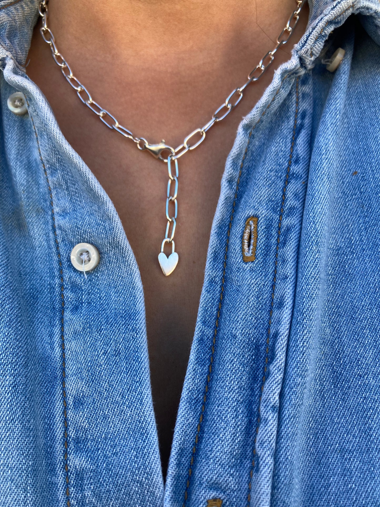 COLLAR CORAZÓN CANDADO