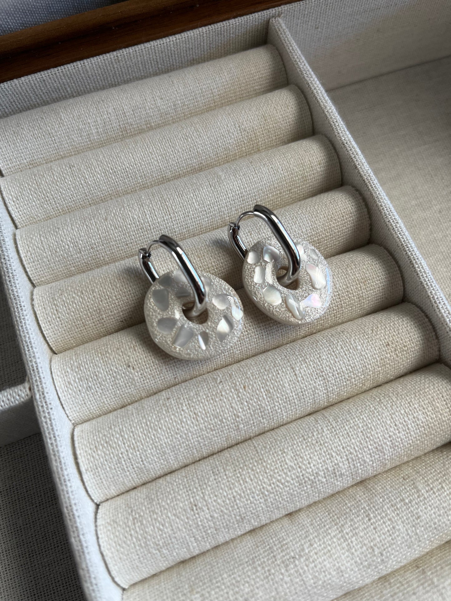 ARGOLLAS ANA + CHARM NÁCAR