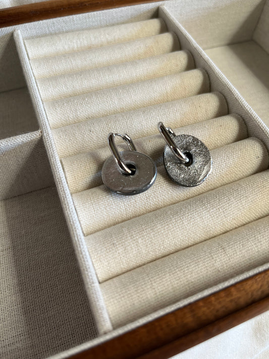 ARGOLLAS ANA + CHARM PLATEADO